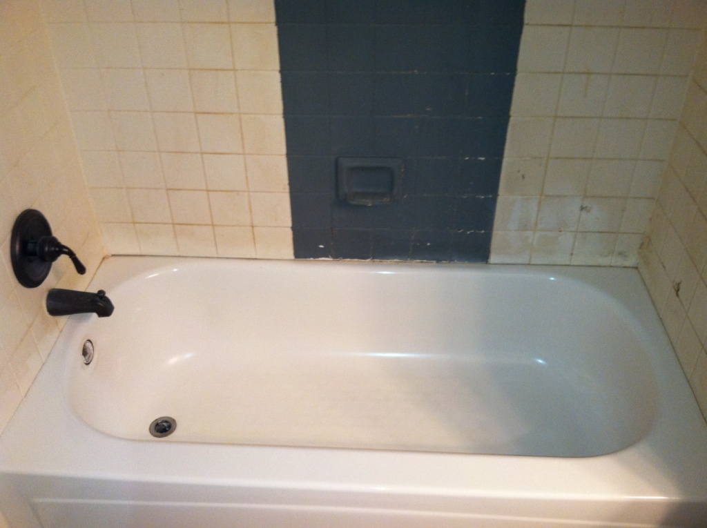 Bathtub reglazingbathtub refinishing md Bathtub Refinishing Tile
